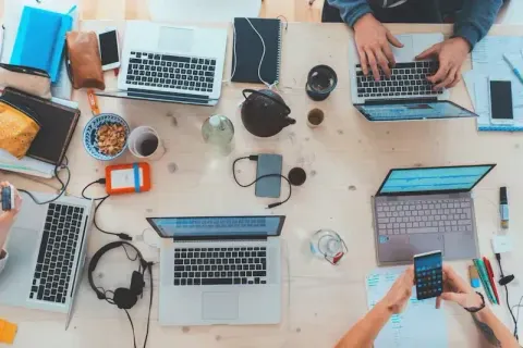 Top 10 Emerging Tech Trends for Startups in 2026